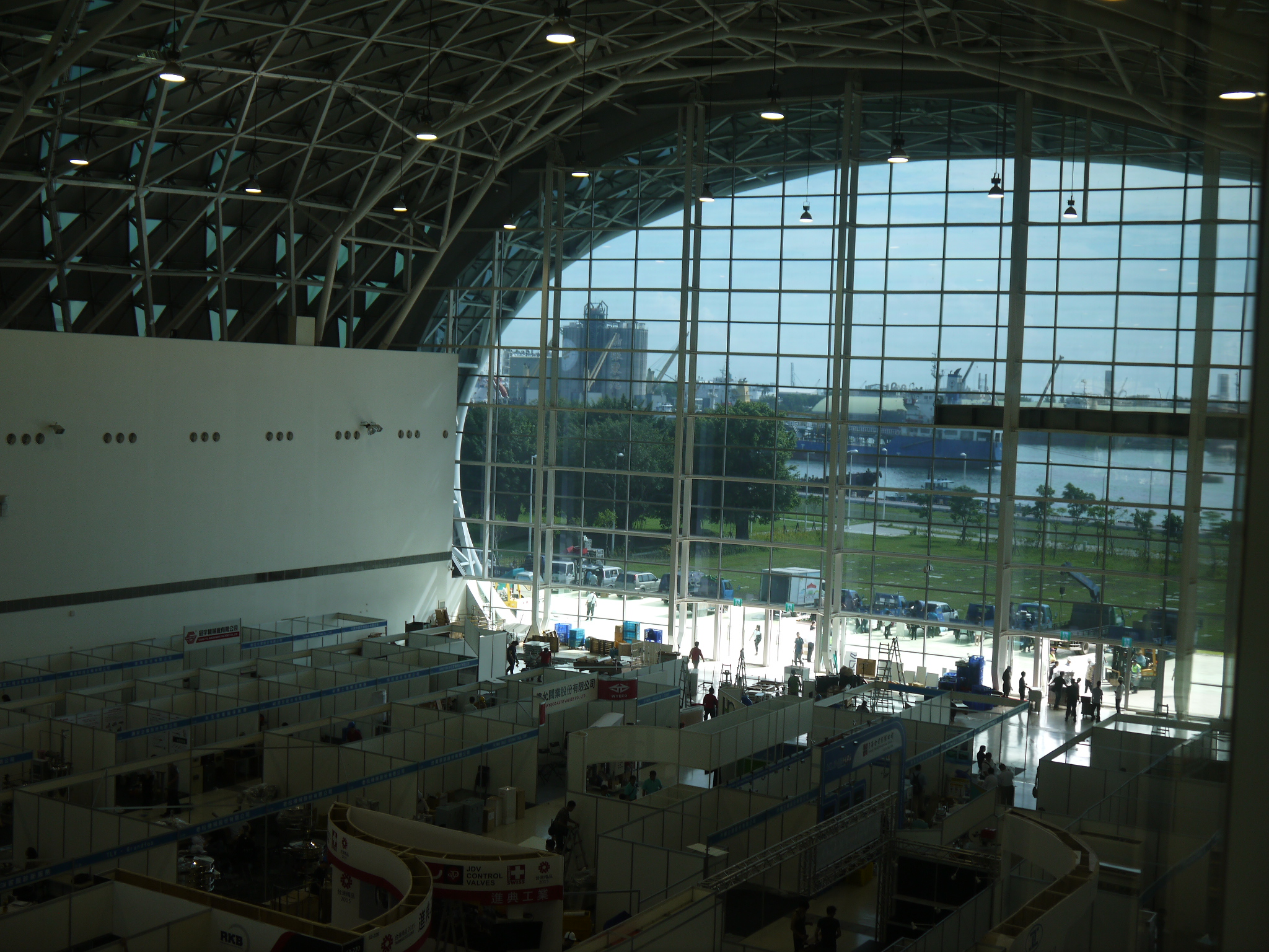 展示ホール(筆者撮影)