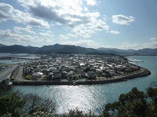 写真6 長門市仙崎の街並み