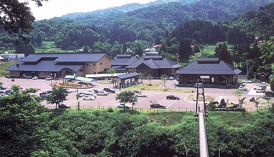 写真１０　じょんのび村