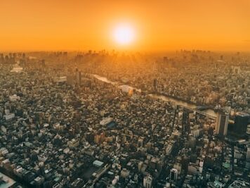 大規模災害後のコミュニティベースの観光振興の取り組みにおける“連続的・重層的ガバナンス”のあり方に関する研究