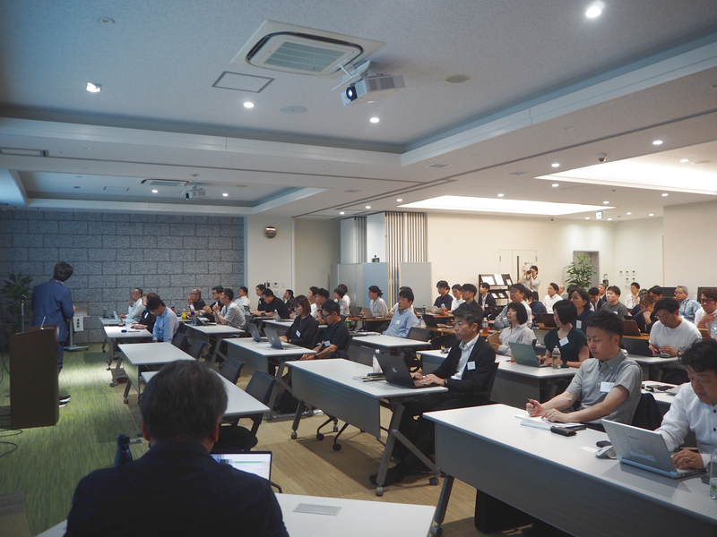 会場の様子